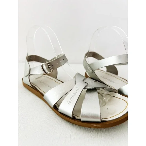 Salt Water Sandals Silver Metallic Leather Strappy Flat Sandal Women's 8 - Picture 4 of 7